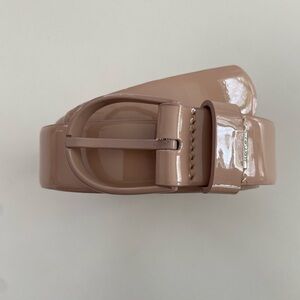 Stylish Marc Cain Blush-Nude Patent Leather Belt